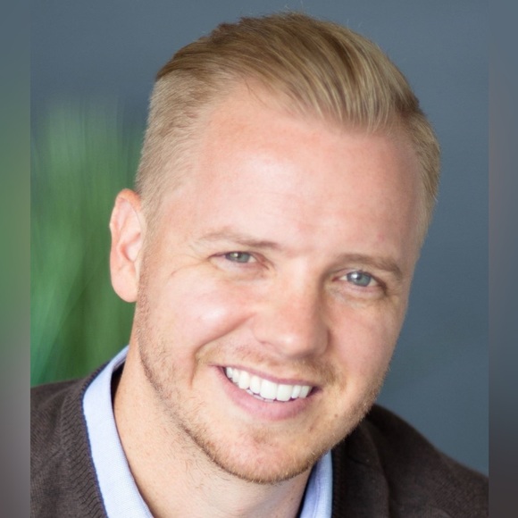 Meet your Posher, Ian - Picture 1 of 1